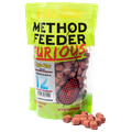 Pellet haczykowy z dziurką 12 mm WAGGLER - Truskawka 500g